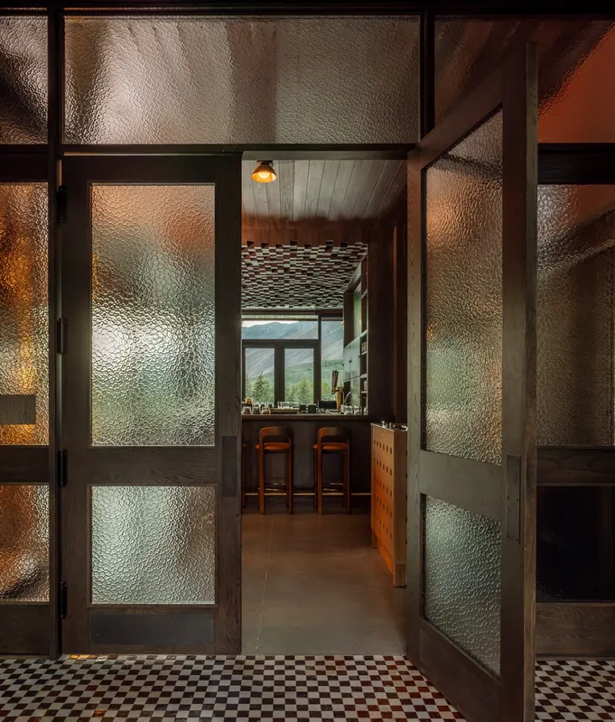 Entry area at Timbers at Bigwood